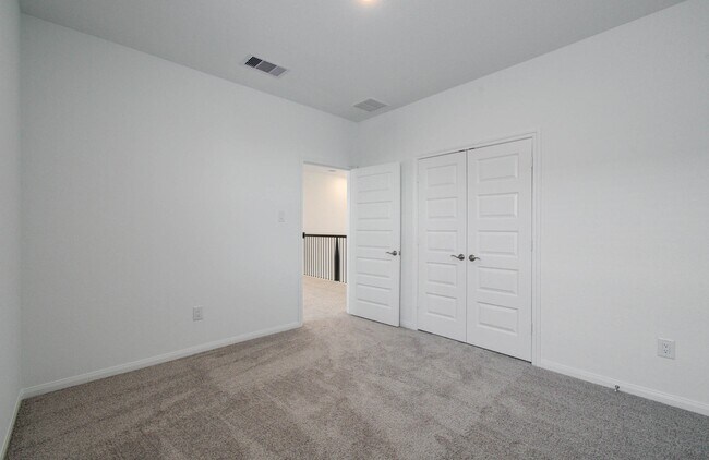 Building Photo - 24811 Harrow Mdw Dr