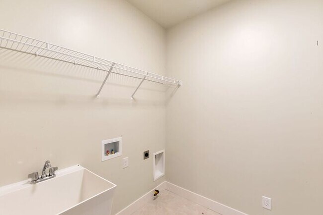 Building Photo - SPECTACULAR VIRTUALLY NEW HOME IN SOUGHT A...