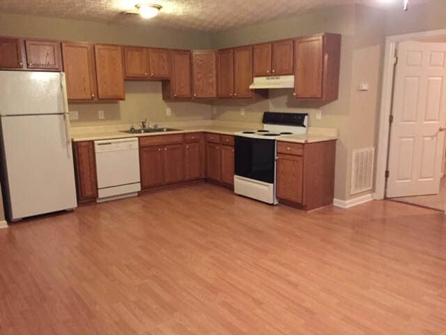 Building Photo - 2264 Sulphur Rd