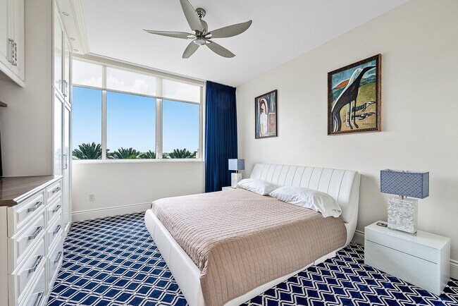 Building Photo - 3000 S Ocean Blvd