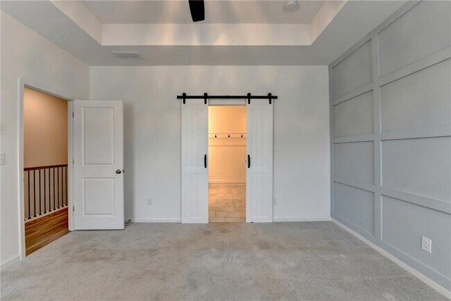 Building Photo - 2689 Richmond Row Dr
