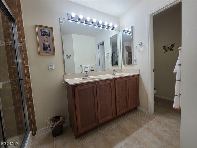 Building Photo - 9249 Aegean Cir