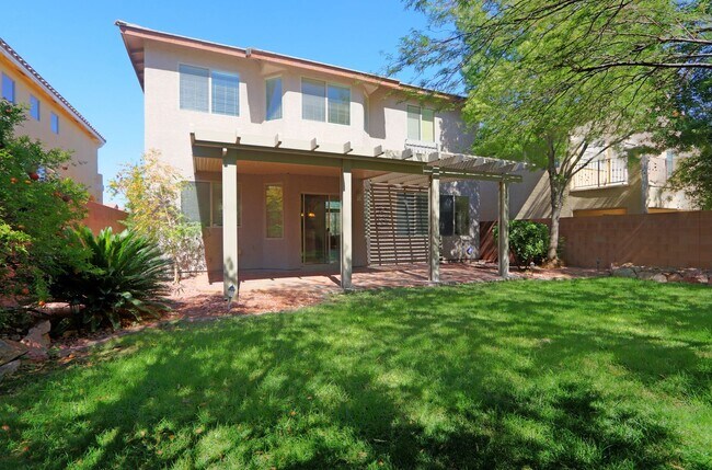 Building Photo - Wonderful 4 Bedroom Home!