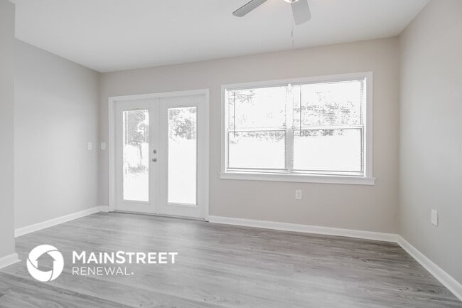 Building Photo - 509 Roy Blvd