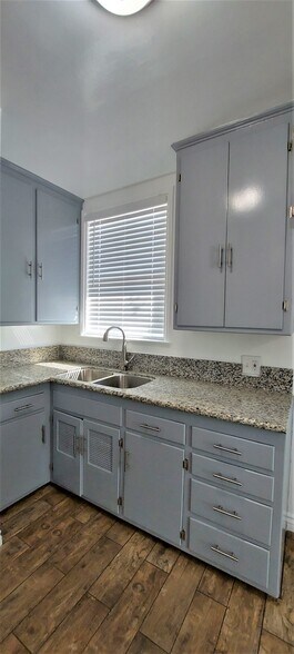 Building Photo - 15626 Grevillea Ave