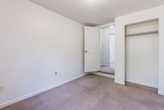 Building Photo - 224 Seward St