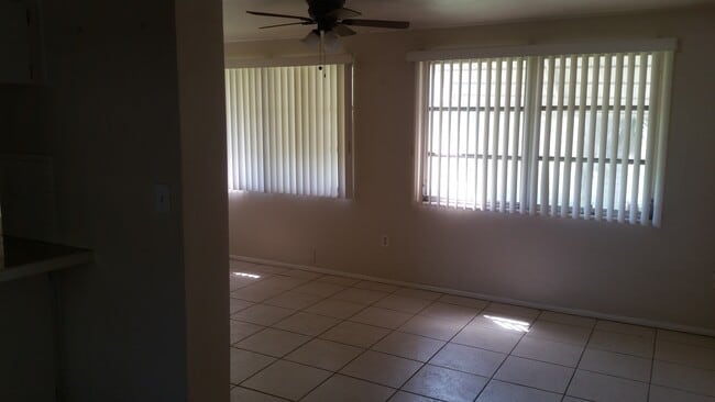 Building Photo - 4430 Glissade Dr