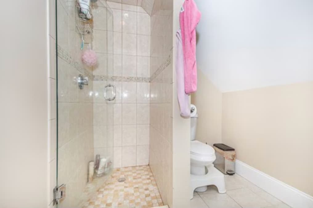 Building Photo - 4 Patterson St