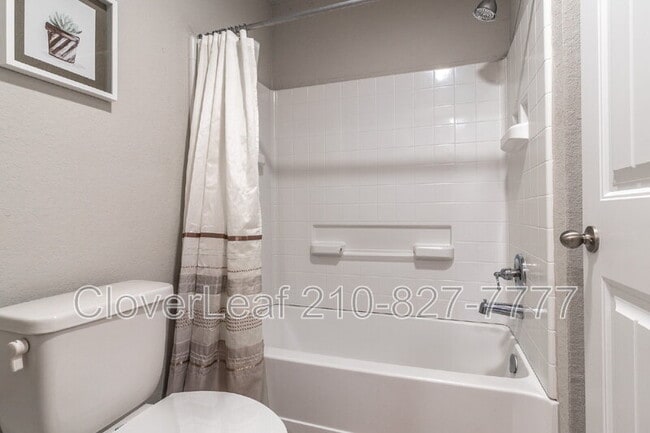 Building Photo - 10414 Legacy Hl