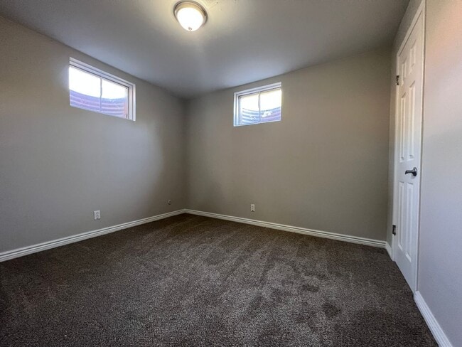 Building Photo - 3-bed 2-bath House in Northglenn available July!