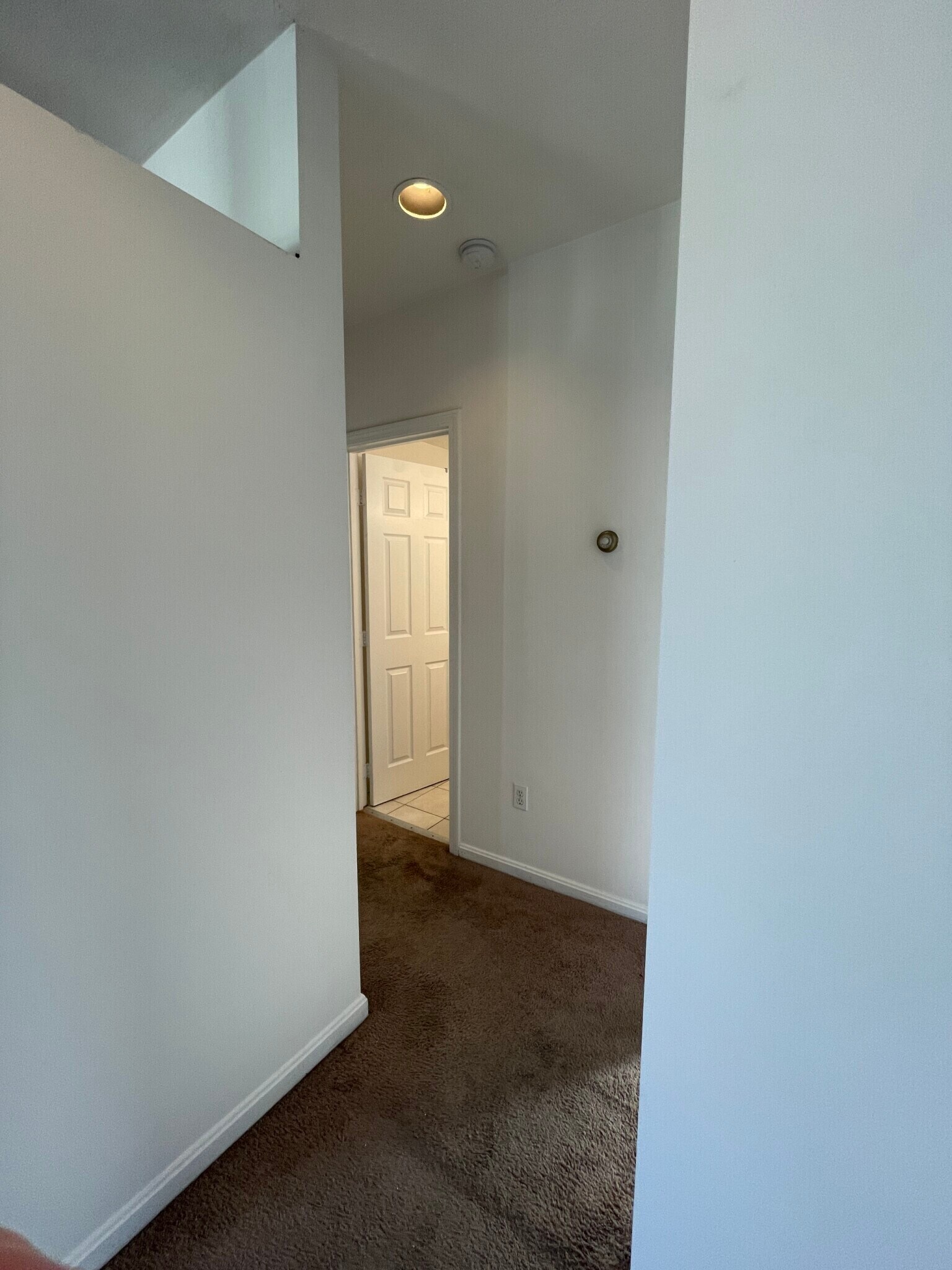Building Photo - 58 Mansfield St