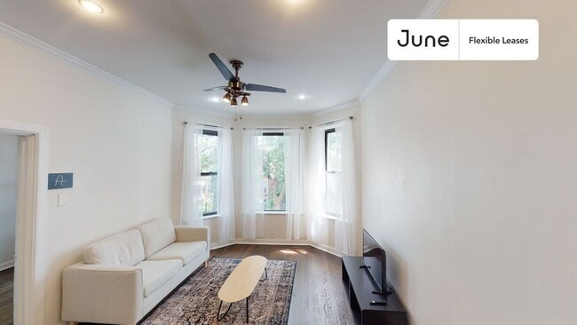 Primary Photo - 2430 N Spaulding Ave