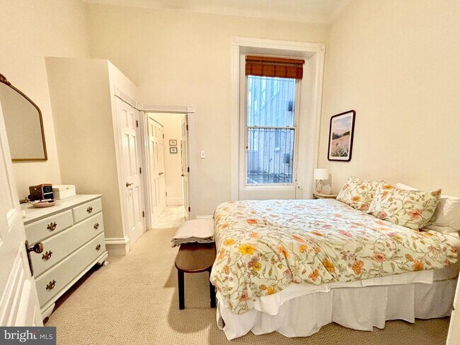 Building Photo - 2126 Spruce St