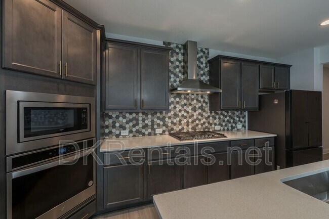 Building Photo - 508 Blackberry Ln
