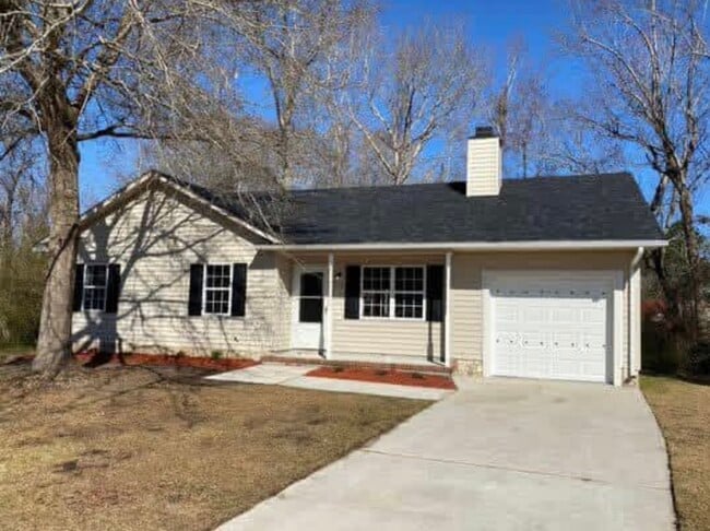 Front of home - 116 Ervin Ct