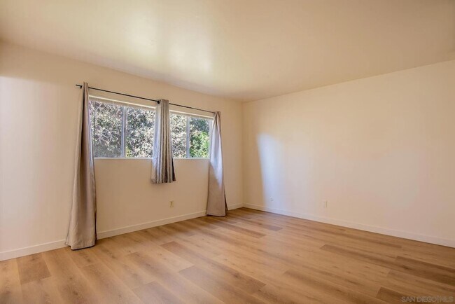 Building Photo - 1823 Sparks Ct