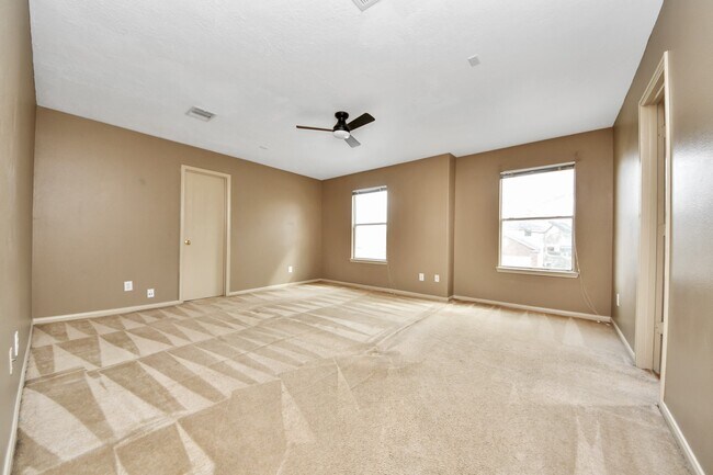 Building Photo - 4006 Wimberley Hollow Ln