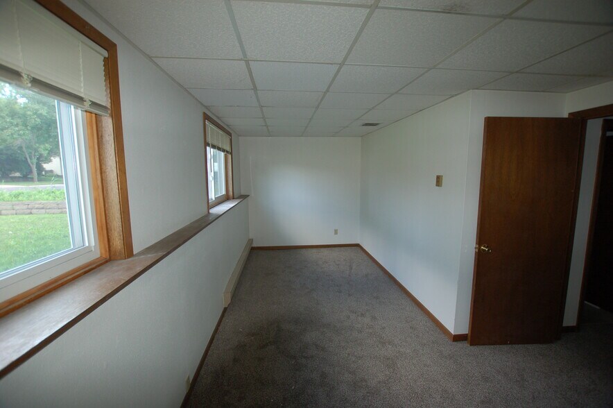 Building Photo - 2601 18th St S