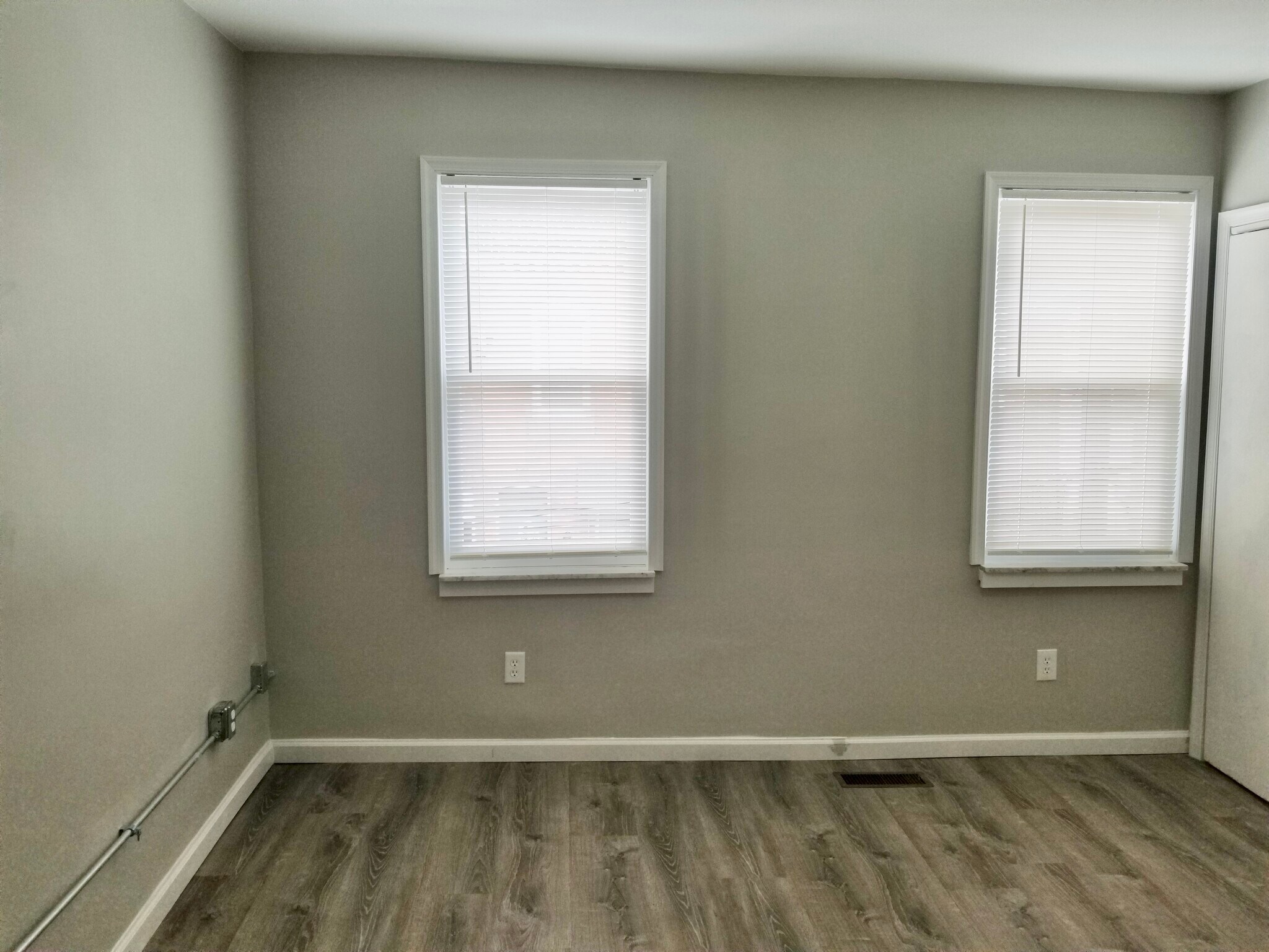 Building Photo - 1518 S Bailey St