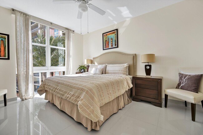 Building Photo - 550 Okeechobee Blvd