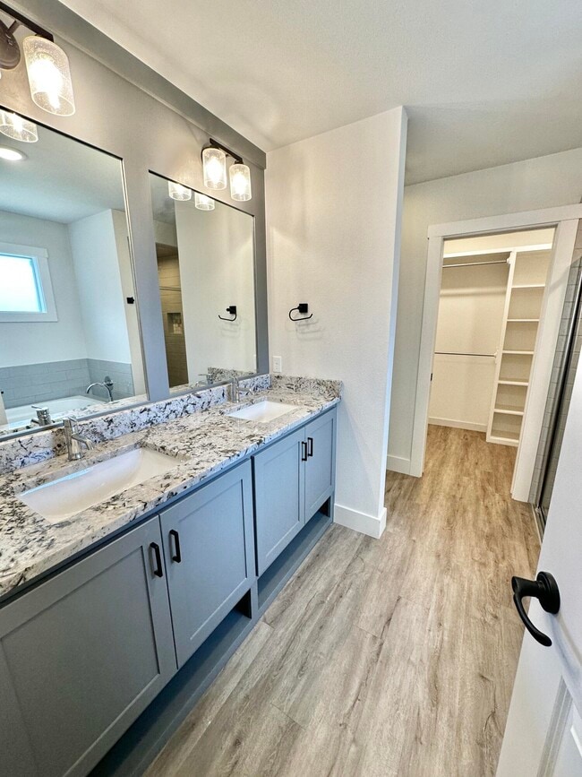 Building Photo - 6954 22nd Pl