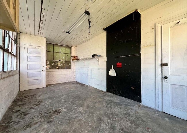 Building Photo - 3729 Baytree St