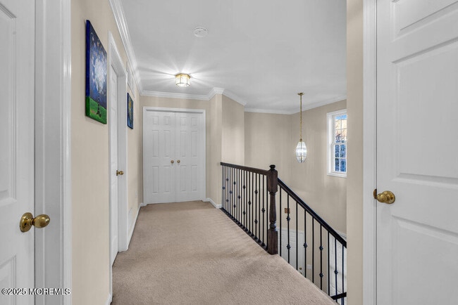 Building Photo - 40 Demarest Dr