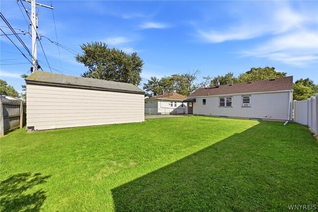 Building Photo - 66 Cleveland Dr