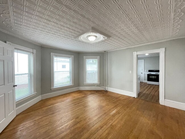 Building Photo - 350 Portland St