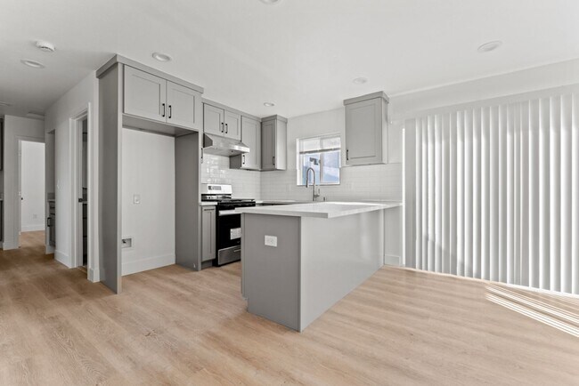 Building Photo - 13615 Glenhaven Dr