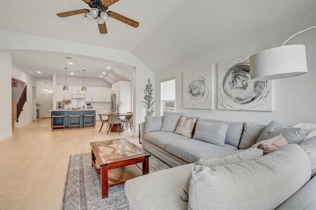 Building Photo - 8109 Campeche Bay Pl