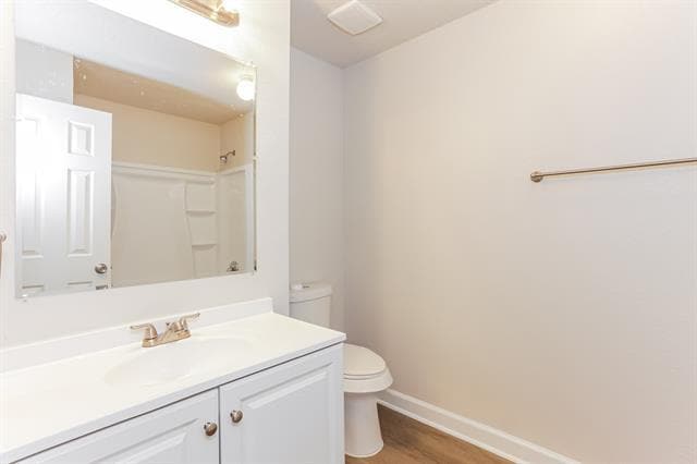 Building Photo - 1954 Pin Oak Ln