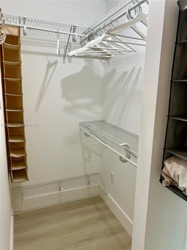 Building Photo - 300 S Biscayne Blvd