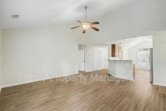 Building Photo - 20 Swallow Tail Cir