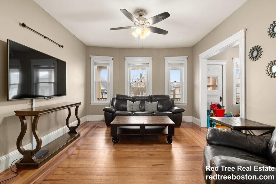 Building Photo - 14 Bowdoin St