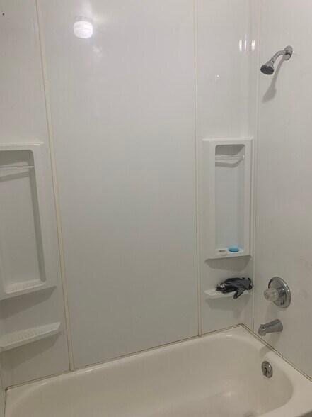 Bathroom - 2285 S Bowie Ave