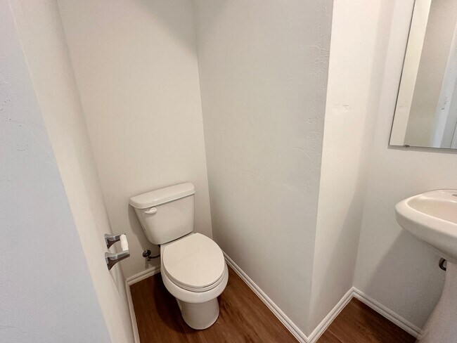 Building Photo - New 3 bedroom 2 1/2 bath home - Move in Deposit-Free! (If Qualified)