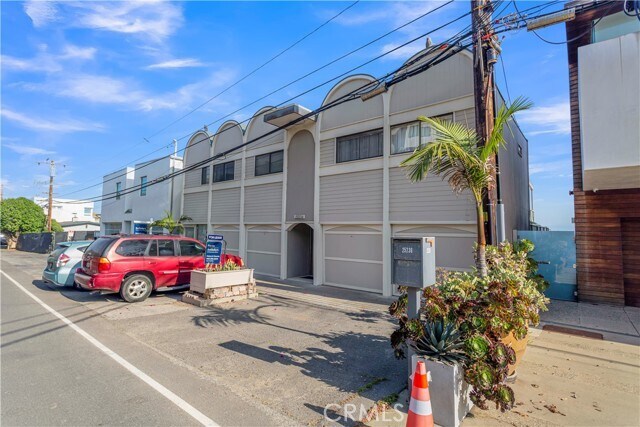 Building Photo - 25234 Malibu Rd