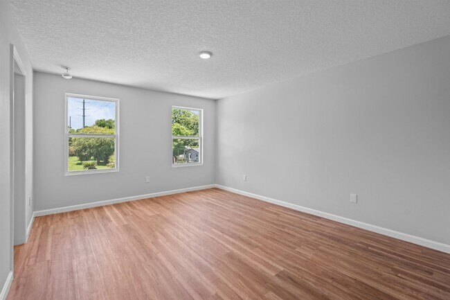 Building Photo - 790 S Rodriquez St