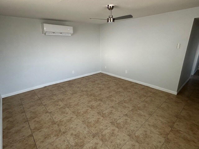 Building Photo - 417 N 32nd Pl