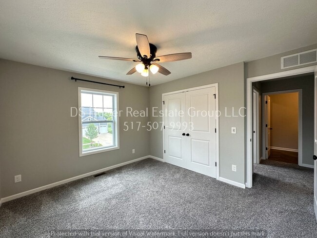Building Photo - 2960 Medinah Dr