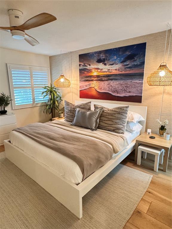 Building Photo - 5623 Midnight Pass Rd