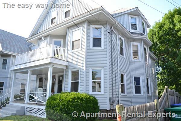 Building Photo - 126 Auburn St