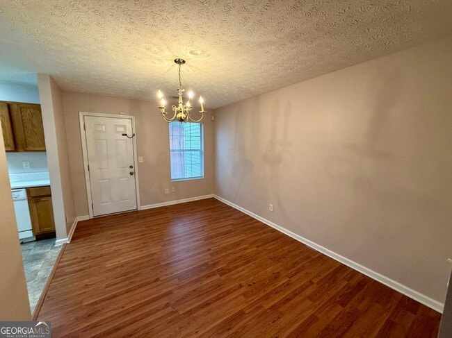 Building Photo - 5583 Windfall Ln