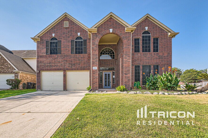 Building Photo - 2311 Daneswood Ct