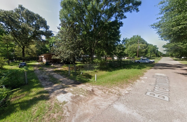 Building Photo - 138 Birchwood Dr