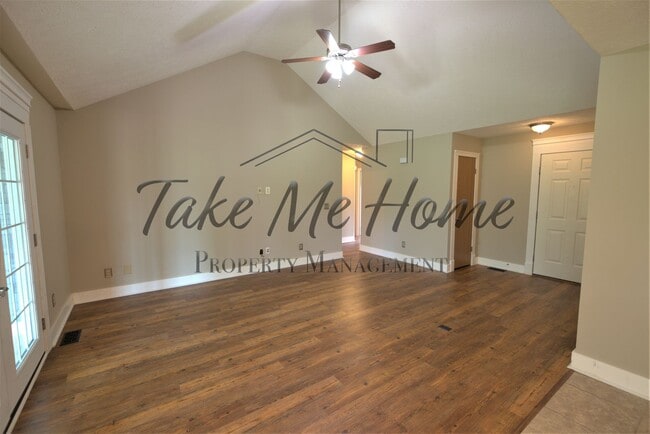 Building Photo - Vintage Hills Beauty!