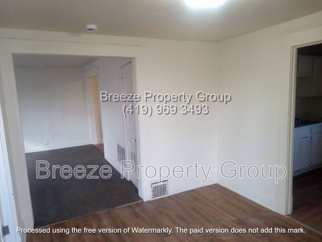 Building Photo - 771 Orchard St