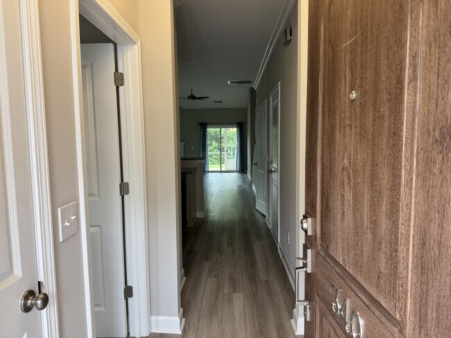 Building Photo - 340 Nettle Ln