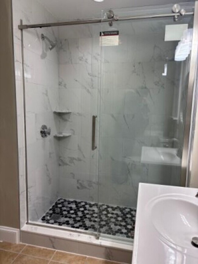 Building Photo - Huge, Renovated Allston 7 Bed/3 Bath Townhouse on Armington St For 9/1. Students Welcome and NO F...